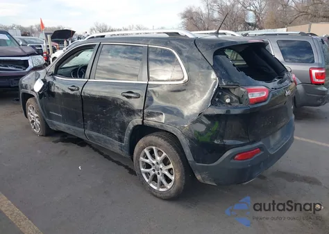 2015 Jeep Cherokee Latitude z USA, uszkodzony, nr VIN 1C4PJLCS1FW793423